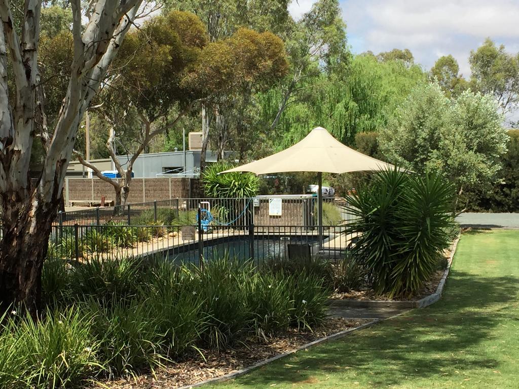 Riverspa Apartments Moama Esterno foto
